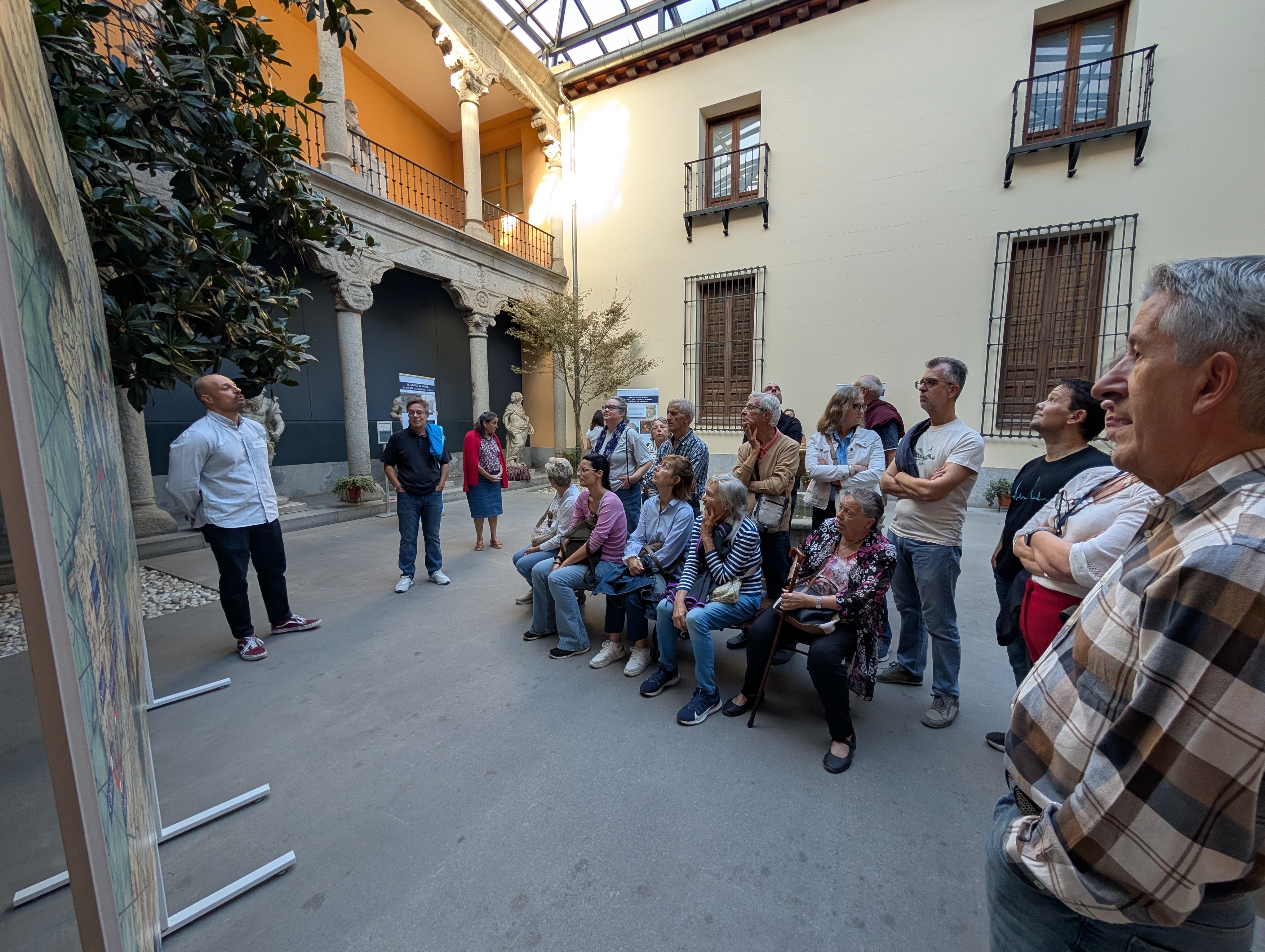 Raúl Estangüi Gómez durante la presentación de la “Aventura diplomática: tras los pasos del embajador Ruy González de Clavijo en el Museo de San Isidro (Madrid)
