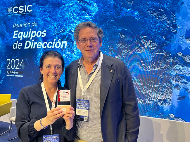 María Ruiz del Árbol, directora del instituto de Historia CSIC y Jaime Juan Carvajal (VAPC CSIC)