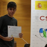 Veinticuatro estudiantes reciben una beca otorgada por Fundación Talgo, Fundación Pfizer y AEAC tras su participación en la tercera edición de ‘Científic@s en prácticas’