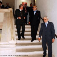 El Ministro de Educación, Cultura y Deporte, Íñigo Méndez de Vigo, visita la exposición 'Este que veis aquí... Cervantes en Simancas y en los Archivos Estatales", de la que es comisario conjunto Alfredo Alvar Ezquerra (IH)