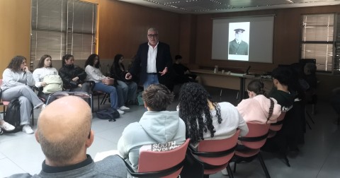 Charla sobre el proceso de investigación