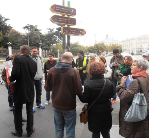 Uno de los grupos participantes en el Paseo por el Madrid de la guerra