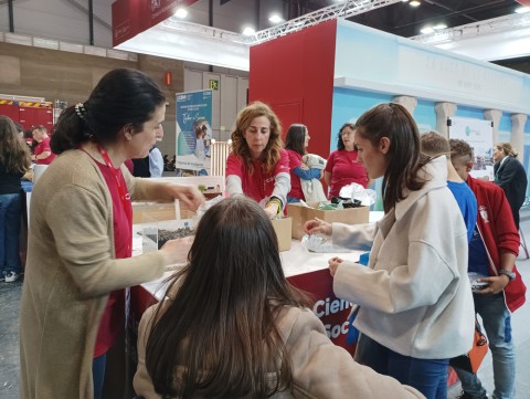 María Ruiz del Árbol y Nieves Marín (IH-CSIC)